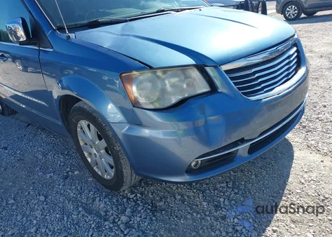 2012 Chrysler Town & Country Touring-L z USA, uszkodzony, nr VIN 2C4RC1CG3CR133231
